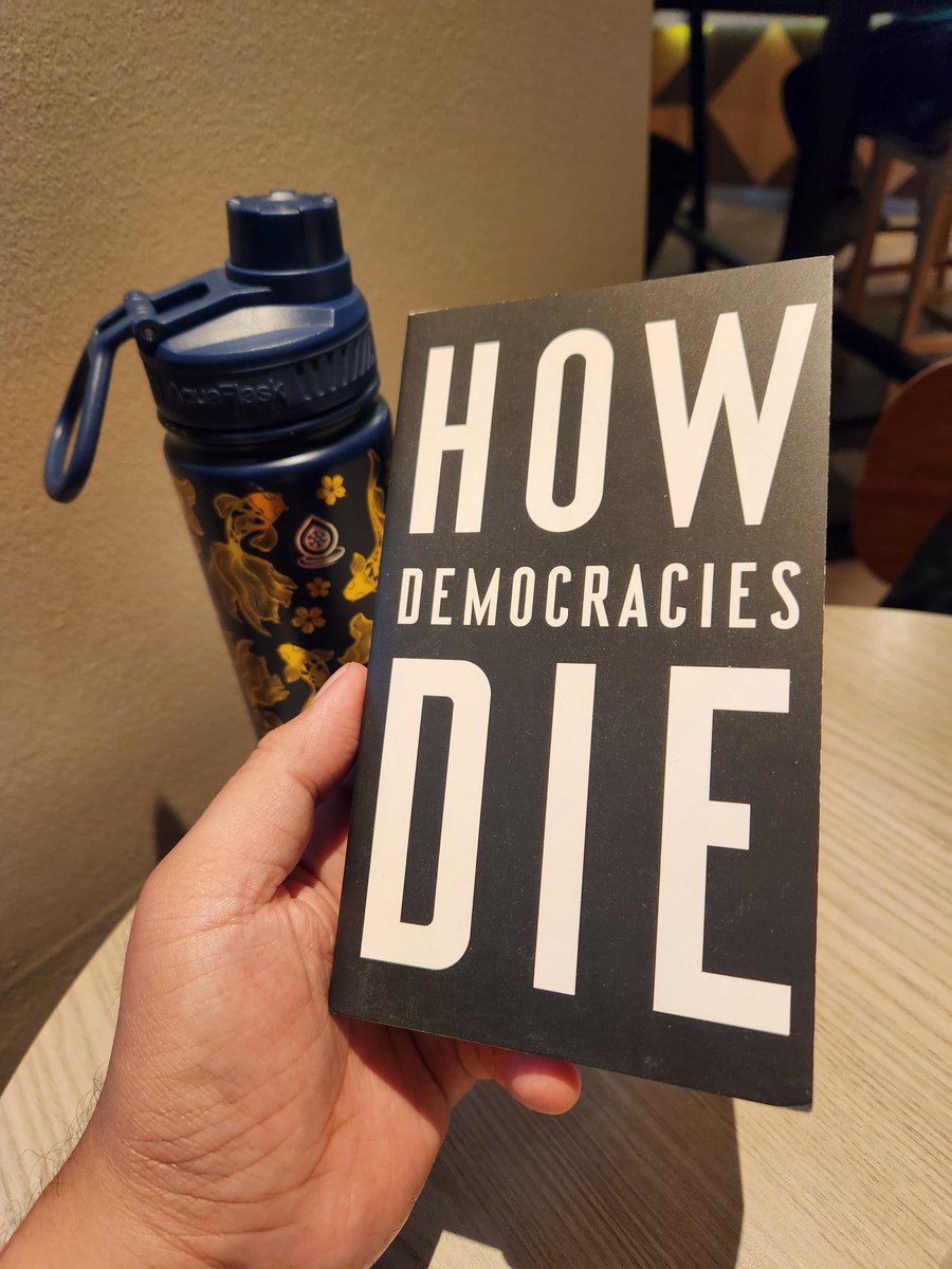 jcpunongbayan's tweet photo. Given what's happening in the US right now, I think it's time to read this again. #HowDemocraciesDie https://t.co/SY7Vt94EAy