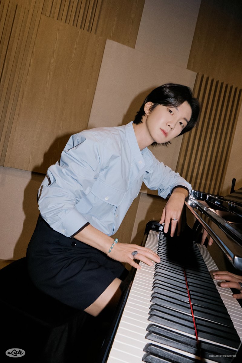 [🍞LEE SEUNGHOON🍞] 'MY TYPE' MOOD BOARD #4

LEE SEUNGHOON 1st EP [MY TYPE]
RELEASE: 2024.07.15

#LEESEUNGHOON #이승훈 #WINNER #위너 #1stEP #MYTYPE #RELEASE #20240715 #YG