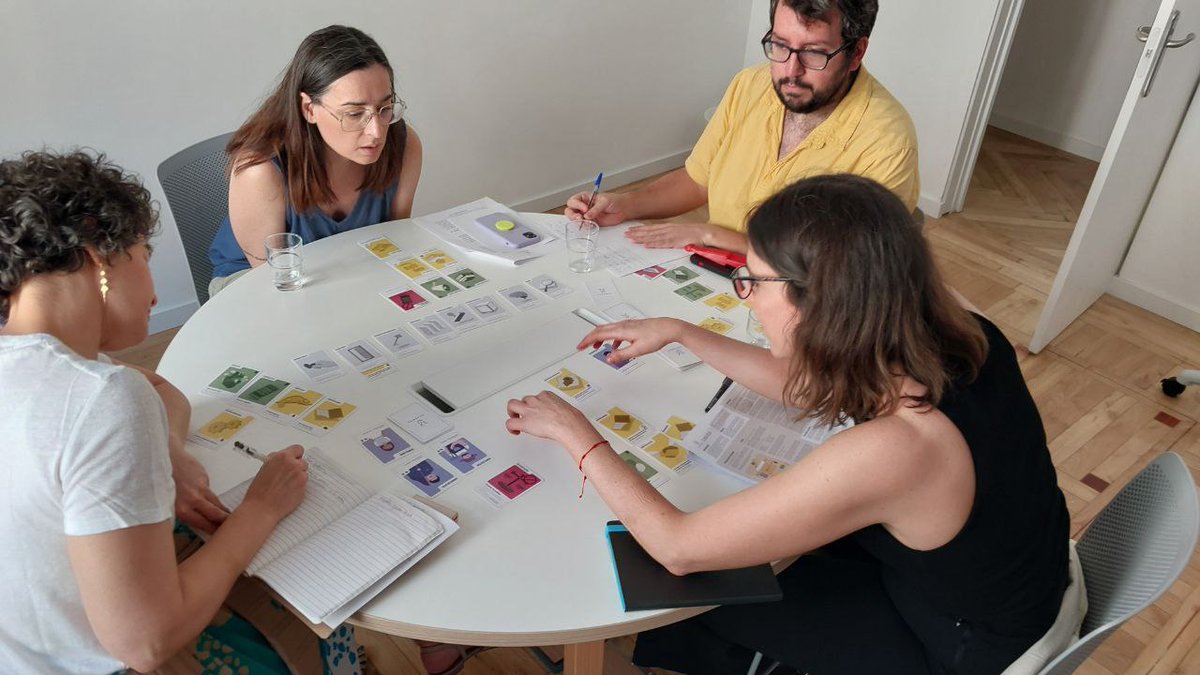 EUDEMONproject's tweet photo. Hoy hemos desarrollado en Madrid una sesión de presentación y práctica del juego #Eudemon de prevención y mediación en conflictos ecosociales, con un magnífico grupo de personas expertas y amigas. 
Más impulso y mayor complicidad para extender la propuesta. https://t.co/KUIdKizANJ