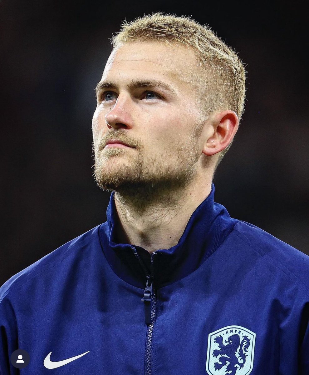 AlimSports_'s tweet photo. 💣 BOMB 💣

🇳🇱 Matthijs de Ligt gives the go-ahead to Manchester United and could go to the Premier League.

50m of € must be disbursed by the Red Devil for it. 🤝 #Football #EURO2024 #ManchesterUnited #BayernMunich https://t.co/jijkBWO0Zo