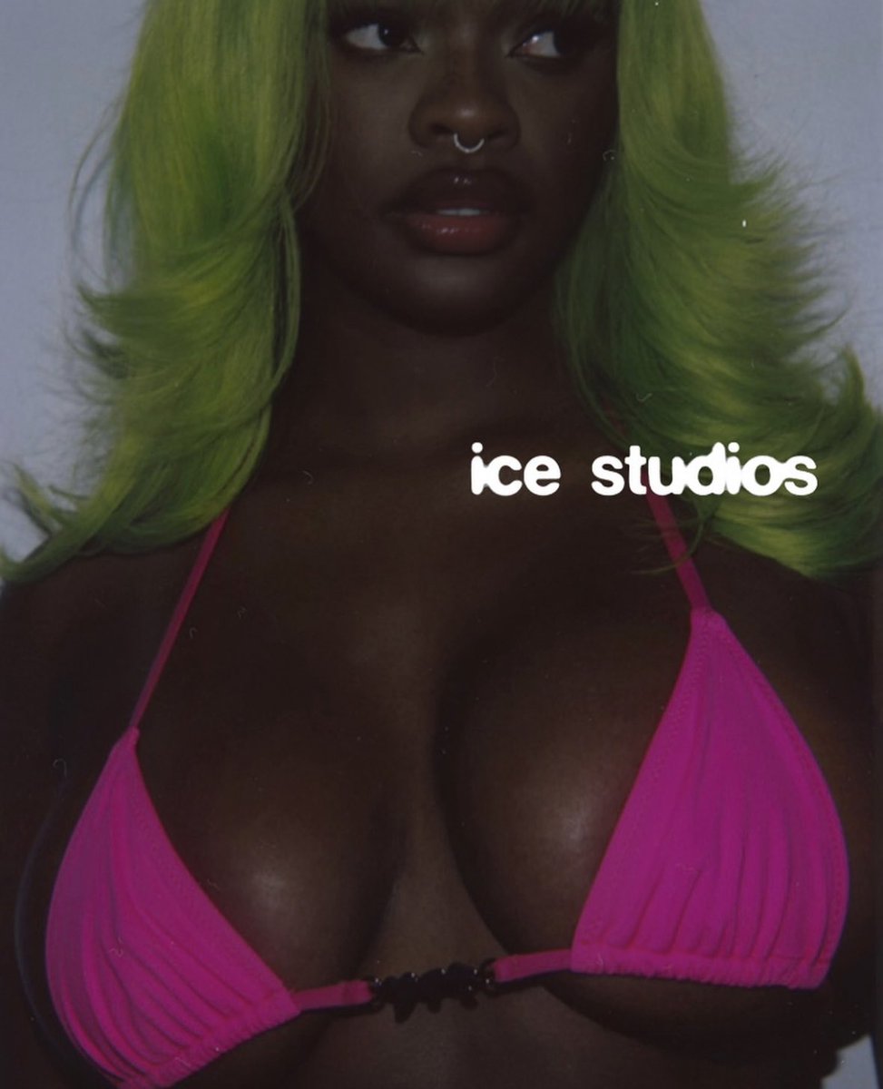 citygirlkei305's tweet photo. JT x ICE SWIM https://t.co/Cbc9BD17di