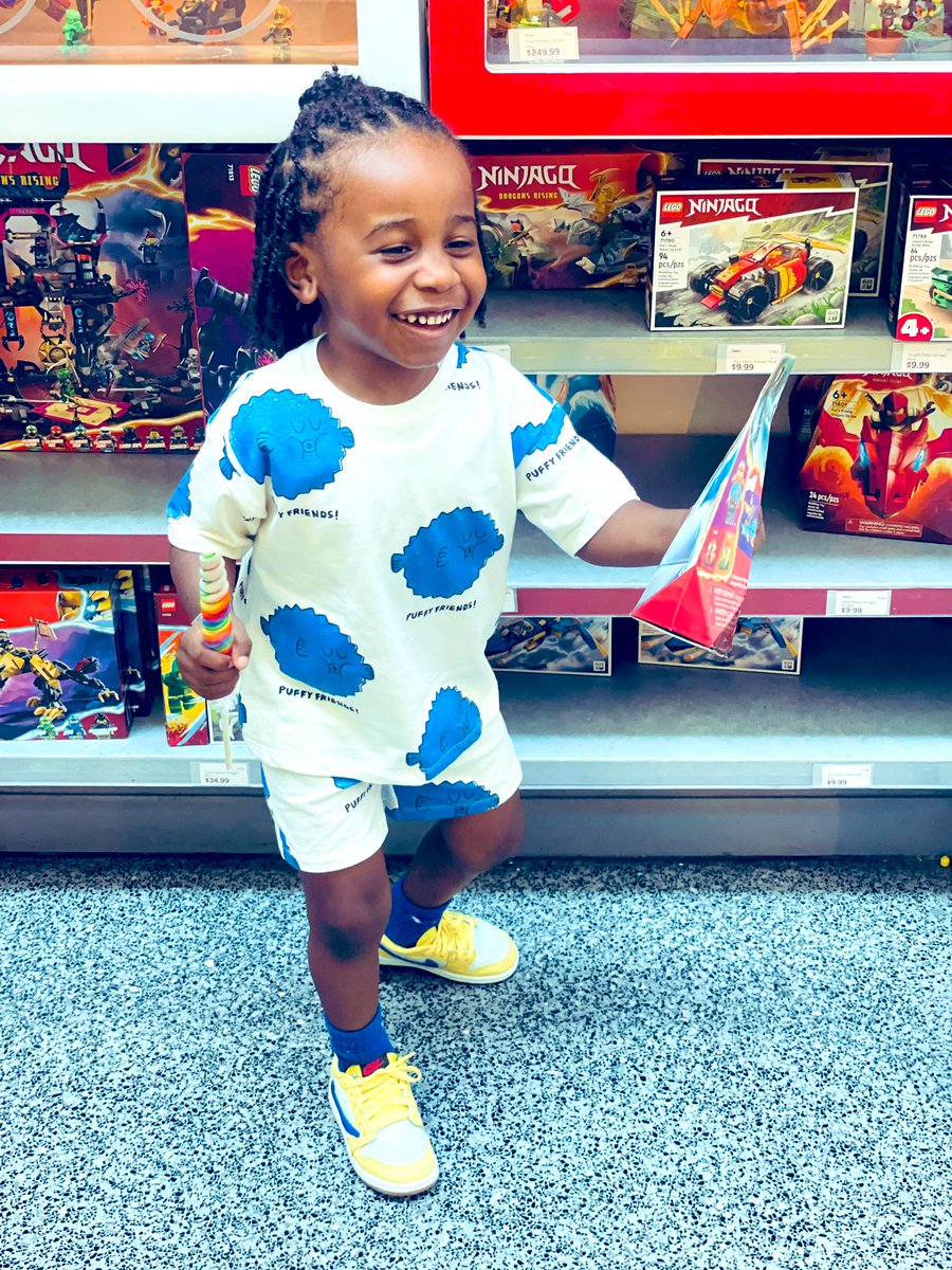 Meka_Meanz's tweet photo. Our Mini Vaca was definitely the best part of June. 💛🙂‍↕️ https://t.co/eNSb3jsbk2