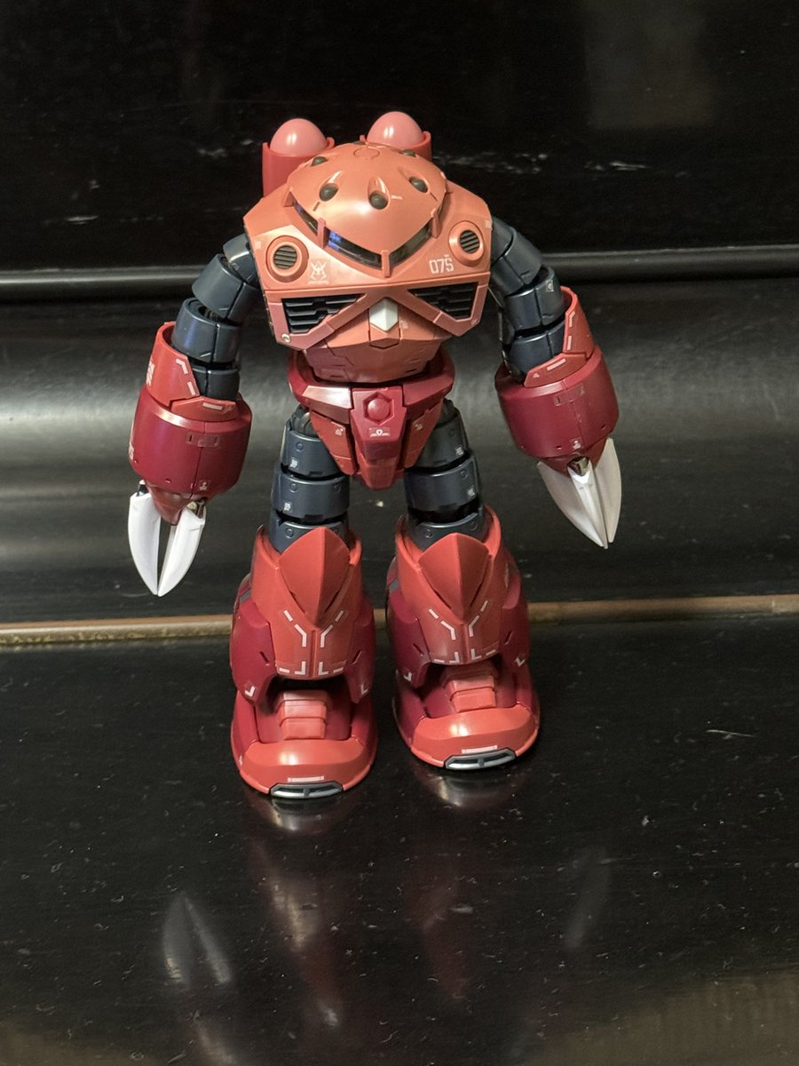kaz_bb_0129's tweet photo. ちょっと前に初めてRGを作ってみた。
まぁズゴックなんですけどね。

#ガンプラ
#RGシャア専用ズゴック https://t.co/oxpUZvujgL