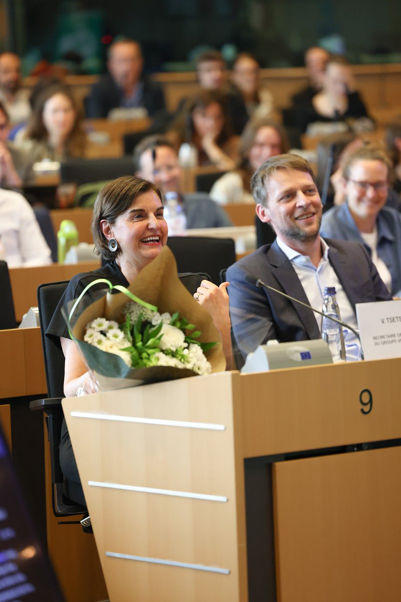 Congratulations to Vula Tsetsi, our re-elected Secretary General, and to Guillaume Sellier, re-elected Deputy Secretary General👏💚