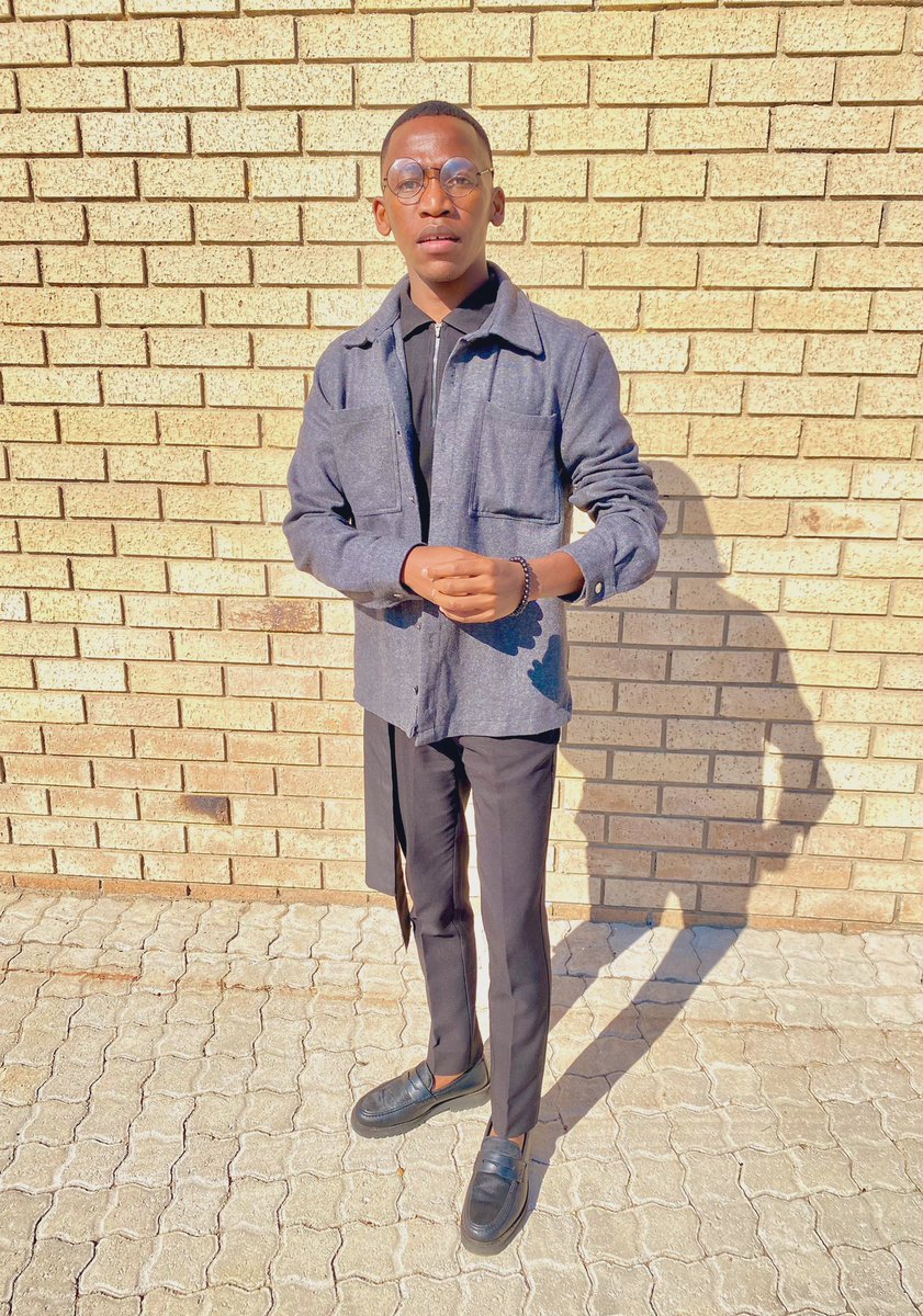 JackThato01's tweet photo. Tuesday 🖤✨ https://t.co/PysCOc4JmR