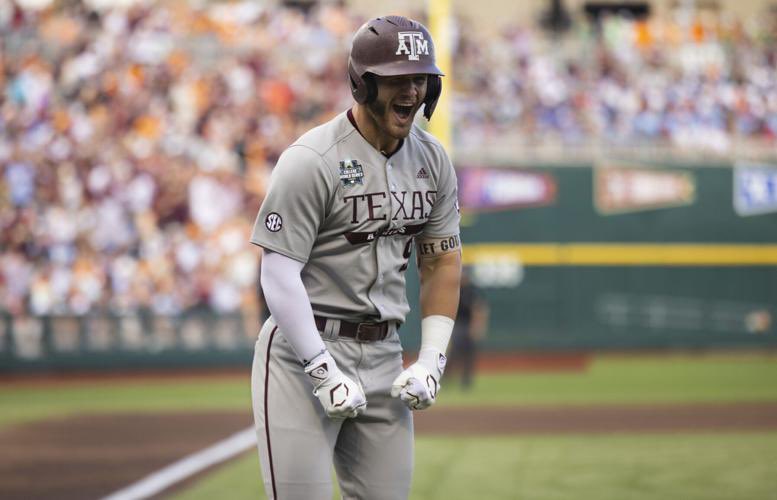 NEWS: Texas A&amp;M Star 3B Grant Grahovac will be returning to Texas A&amp;M, he announced.

Seems to be a continuing trend for the #Aggies, following the hire of Micheal Earley.