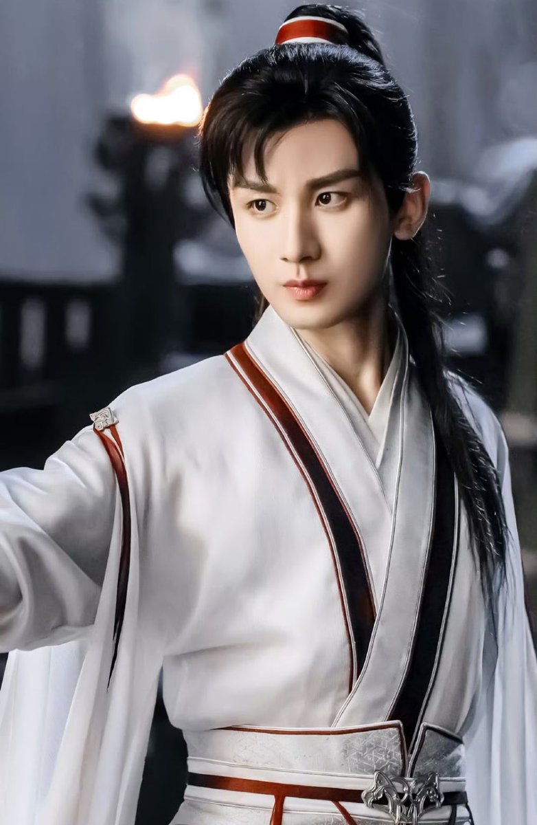 ใช้แววตาแบบนี้สบตากันบนเรือ 
 แบบ... แบบ #ตี๋ฮวา