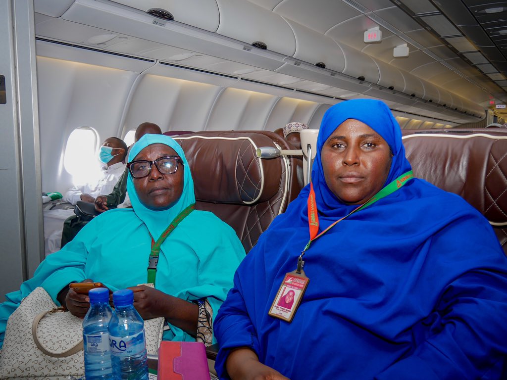 AzmanAir - #LetsFlyAzmanAir tweet media