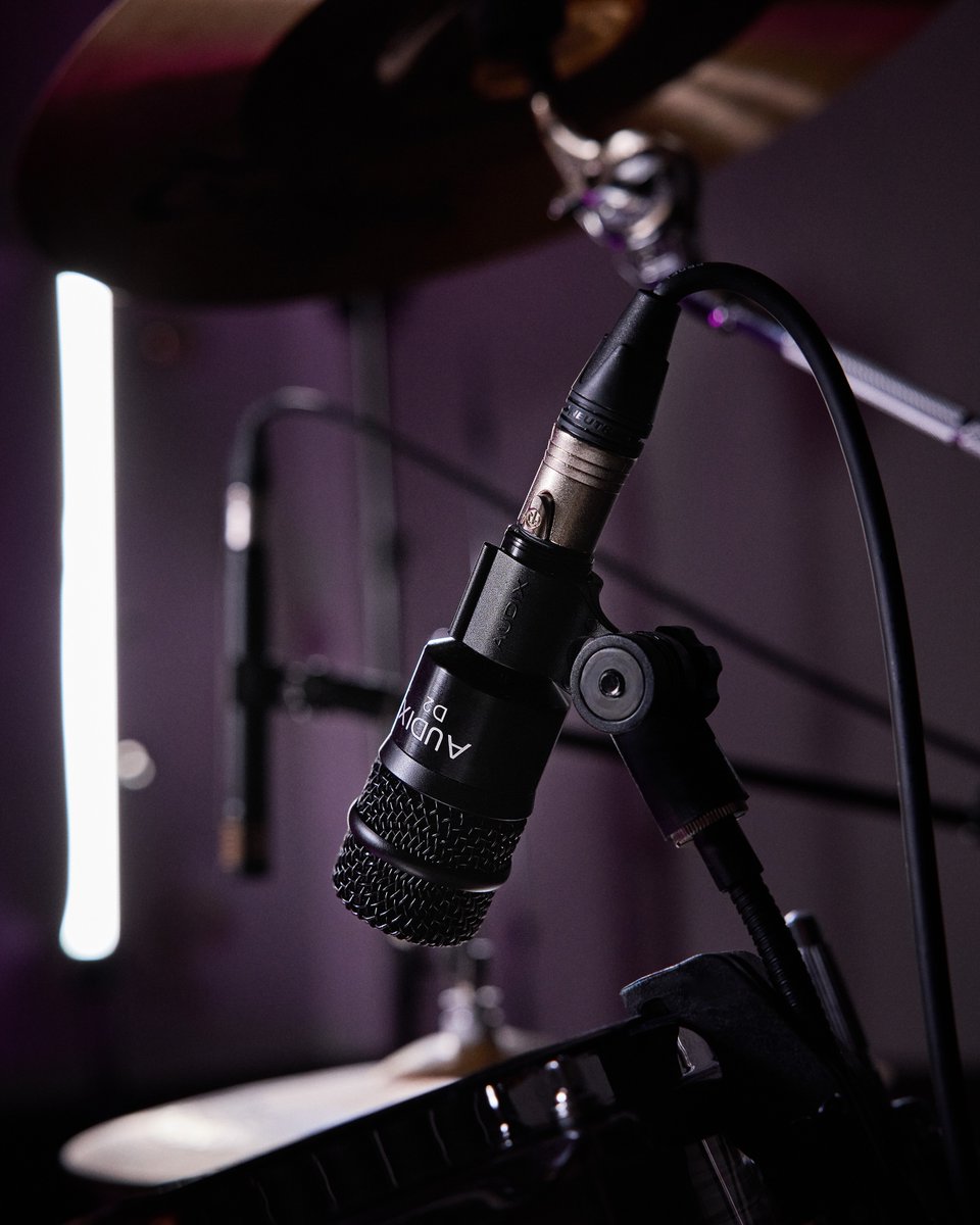 Spotlight on the AUDIX D2, the go-to tom mic for natural, accurate sound reproduction. Transformerless design, low impedance, and balanced output insure that the D2 performs interference-free.