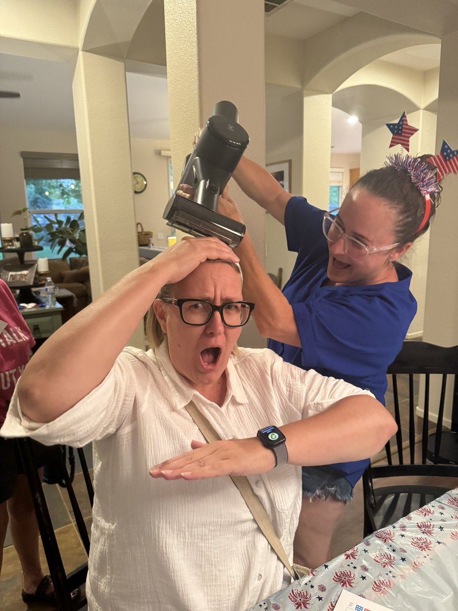 ScentChickDana's tweet photo. Got to party with my Bunco Babes and show off my new Ecovacs Deebot30Combo!
Vacuums and Mops! Knows the difference between hard floor and carpet! Cleans up pet fur and foot prints! 5️⃣⭐️ cleaned my floors, dryer vent and car so far! #TryDEEBOT30 #TryazonEcovacs #Ecovacs #Tryazon https://t.co/9m6WLnnzjK