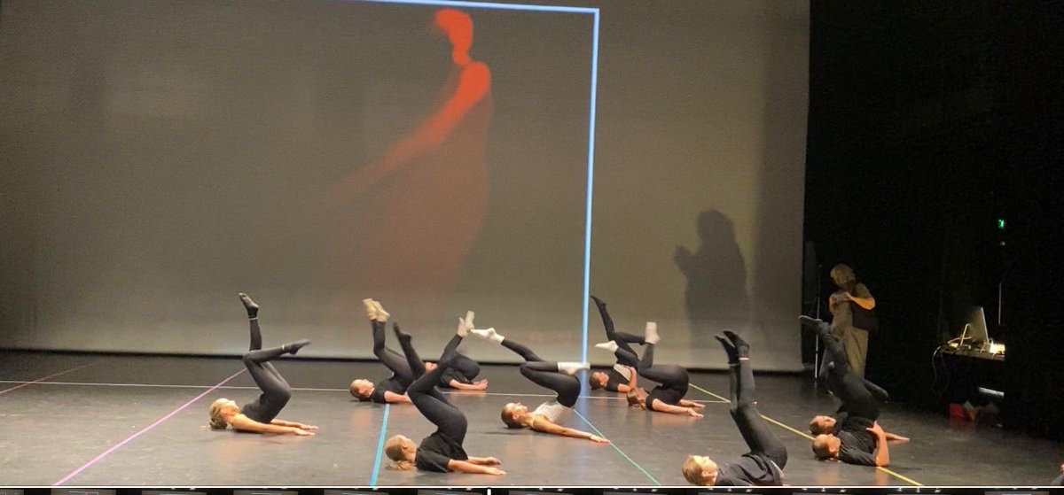 StGabrielsPE's tweet photo. Amazing work from our dancers at ⁦@Z_arts_mcr⁩. The final performance paid off! Thanks again to ⁦@NWCCC1⁩ and ⁦@ROHSchools⁩. Well done Girls 👏🏻👏🏻👏🏻⁦@StGabsBury⁩ https://t.co/lZ2AqtK22S