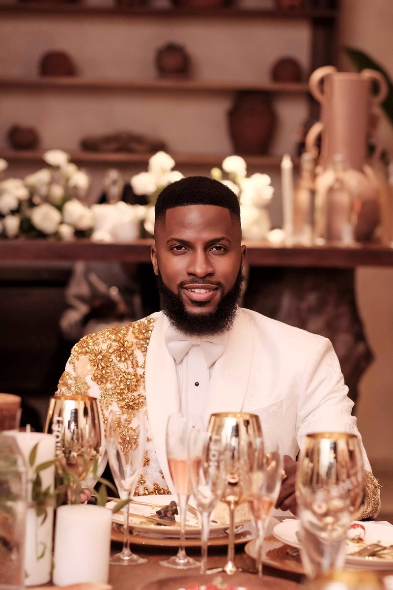 akinfaminu's tweet image. @moetchandon treated me to the best birthday dinner and I couldn’t be more grateful 🥺🤍 .. Cheers to creating amazing memories 🥂✨

#ToastwithMoet #Moetmoment