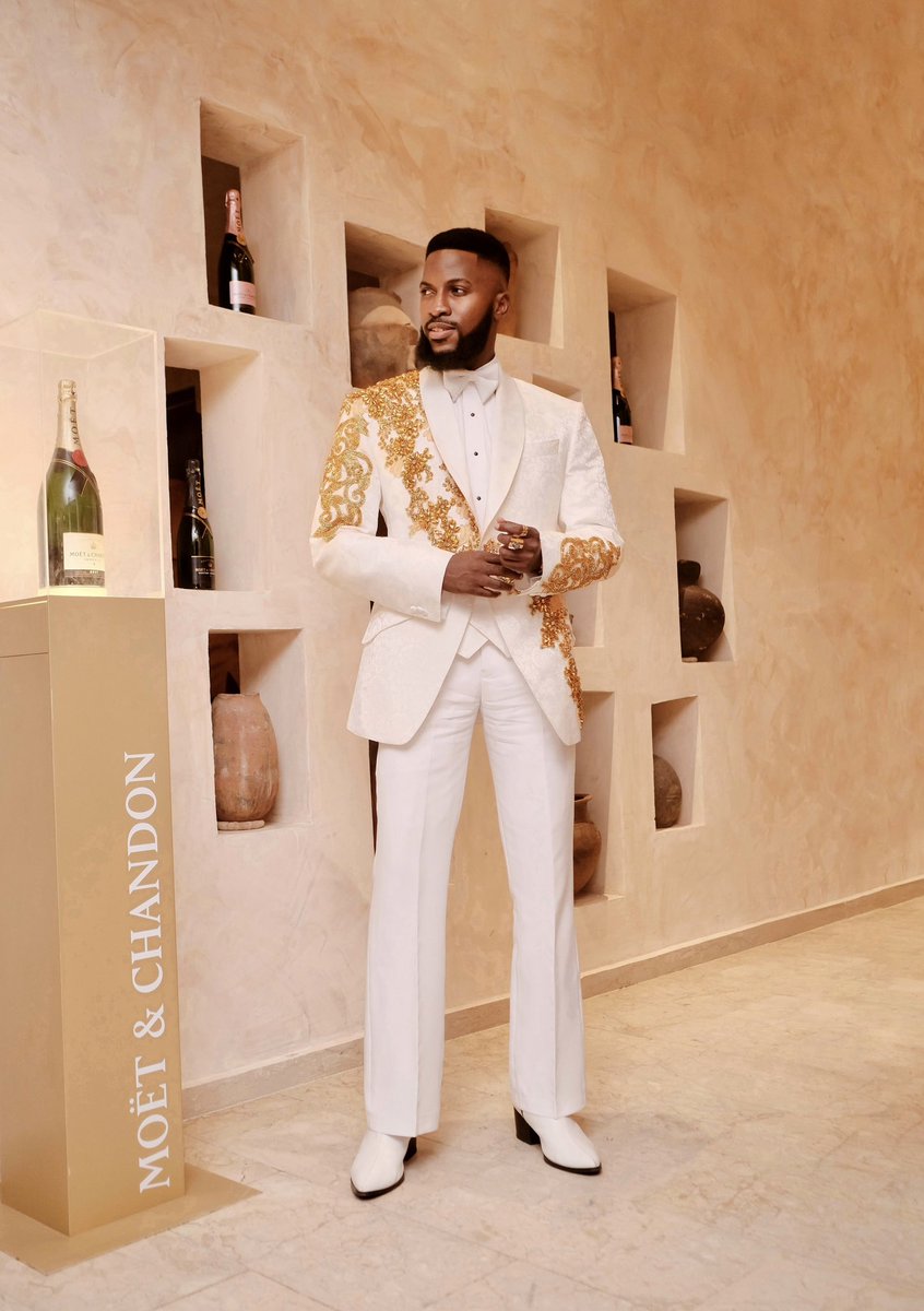 akinfaminu's tweet image. @moetchandon treated me to the best birthday dinner and I couldn’t be more grateful 🥺🤍 .. Cheers to creating amazing memories 🥂✨

#ToastwithMoet #Moetmoment