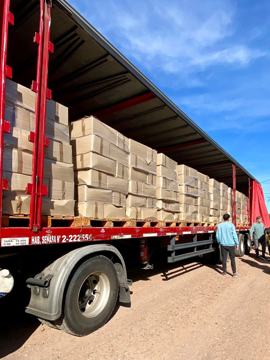 SE TERMINARON LOS INTERMEDIARIOS.
AHORA DIRECTO A LA GENTE. 
5 días de operativo integral Impenetrable, garantizando el acceso alimenticio a MÁS DE 4.500 familias en 47 parajes rurales👏🏼