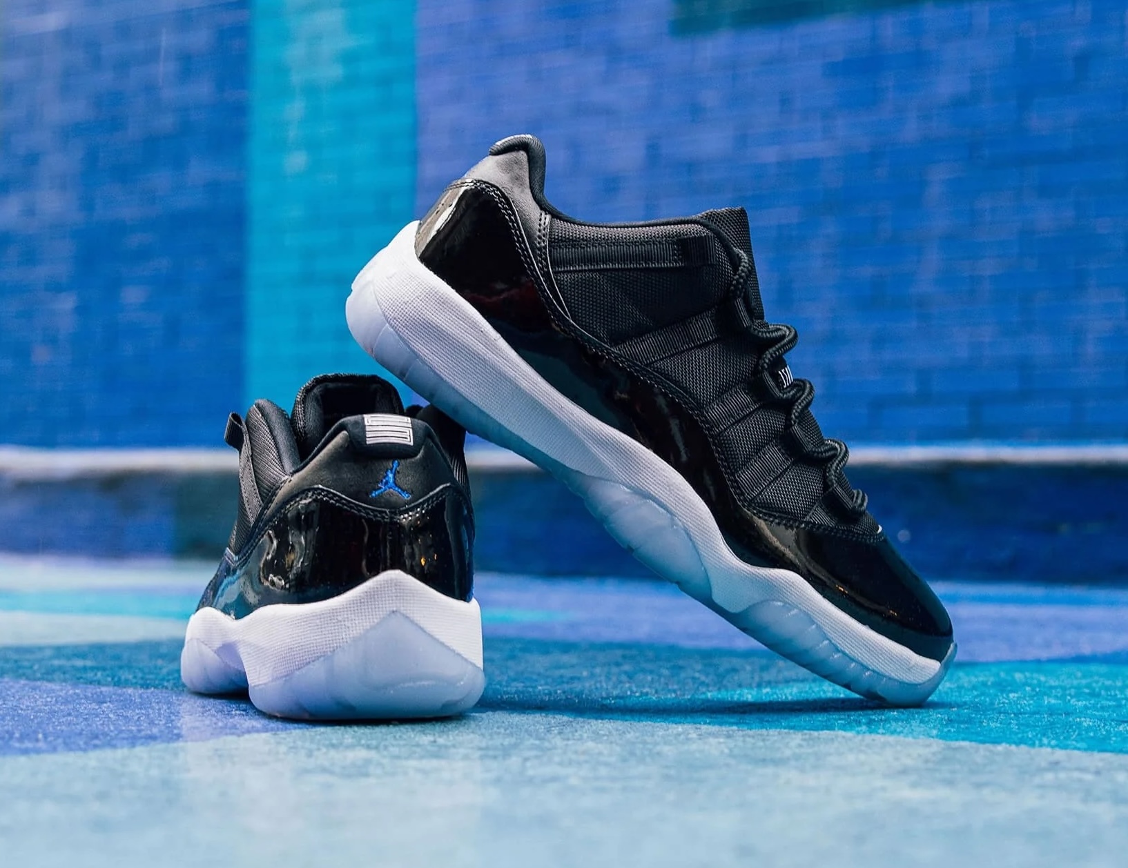 Space jam lows 2019 deals