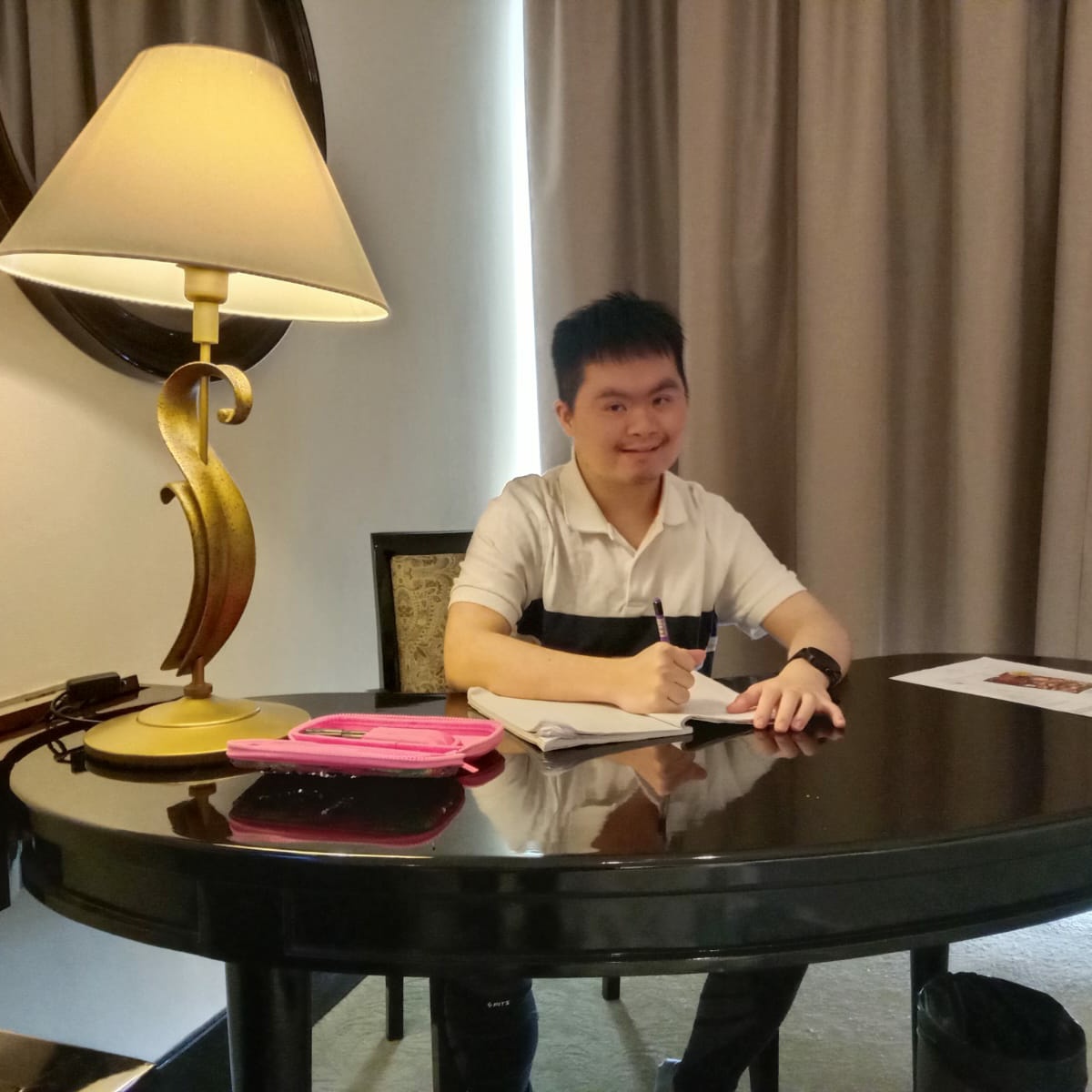 randy_ifyan's tweet photo. #FotoProfilBaru https://t.co/ZkswD0Ewsd