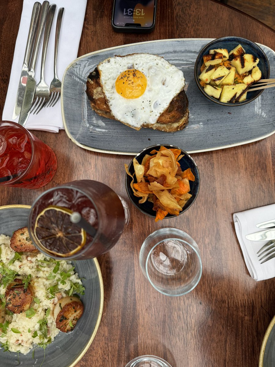 J A Y F A B P A G E tweet media