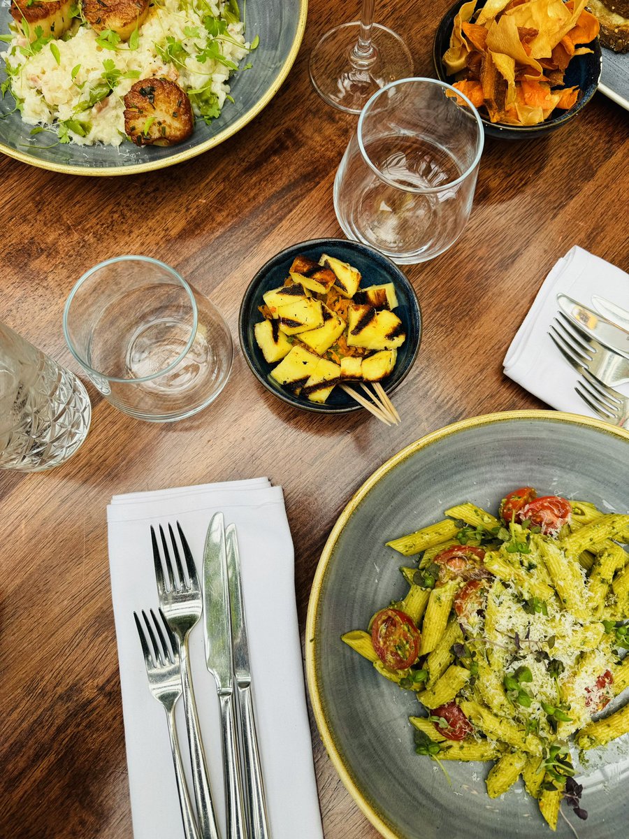 J A Y F A B P A G E tweet media