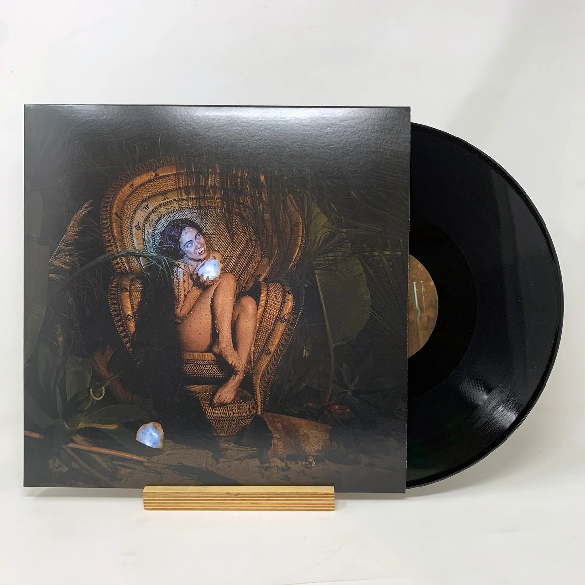 We have two copies of White Boy Scream 'bakunawa' vinyl available in our webstore!

shop.deathbombarc.com/collections/vi…