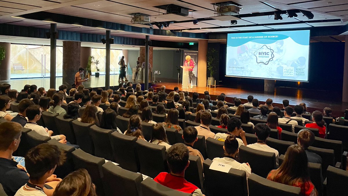 FCLP_Fundacio's tweet photo. Han donat la benvinguda al #BYSC a tots els participants en Lluís Farrés, @GerardSeguL i Mar Fillat de la @FCLP_Fundacio. També han agraït la col.laboració de la @FundacioGrifols i dels 14 Centres de Recerca i Hospitals participants 👏👏 https://t.co/7sMoGeILAU