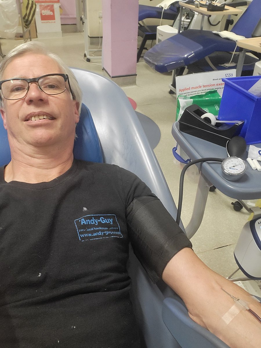 Cllr Guy Humphries (@guy_humphries) on Twitter photo Another smooth sess with the great team <a href="/GiveBloodNHS/">Give Blood NHS 🩸🩹</a> at St Georges #Tooting - a bit more "O" in the bank! Another smooth sess with the great team <a href="/GiveBloodNHS/">Give Blood NHS 🩸🩹</a> at St Georges #Tooting - a bit more "O" in the bank!