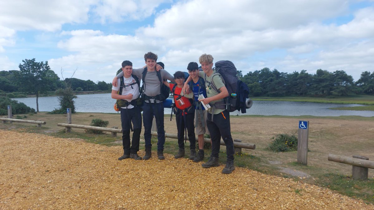 Dulwich College DofE tweet media