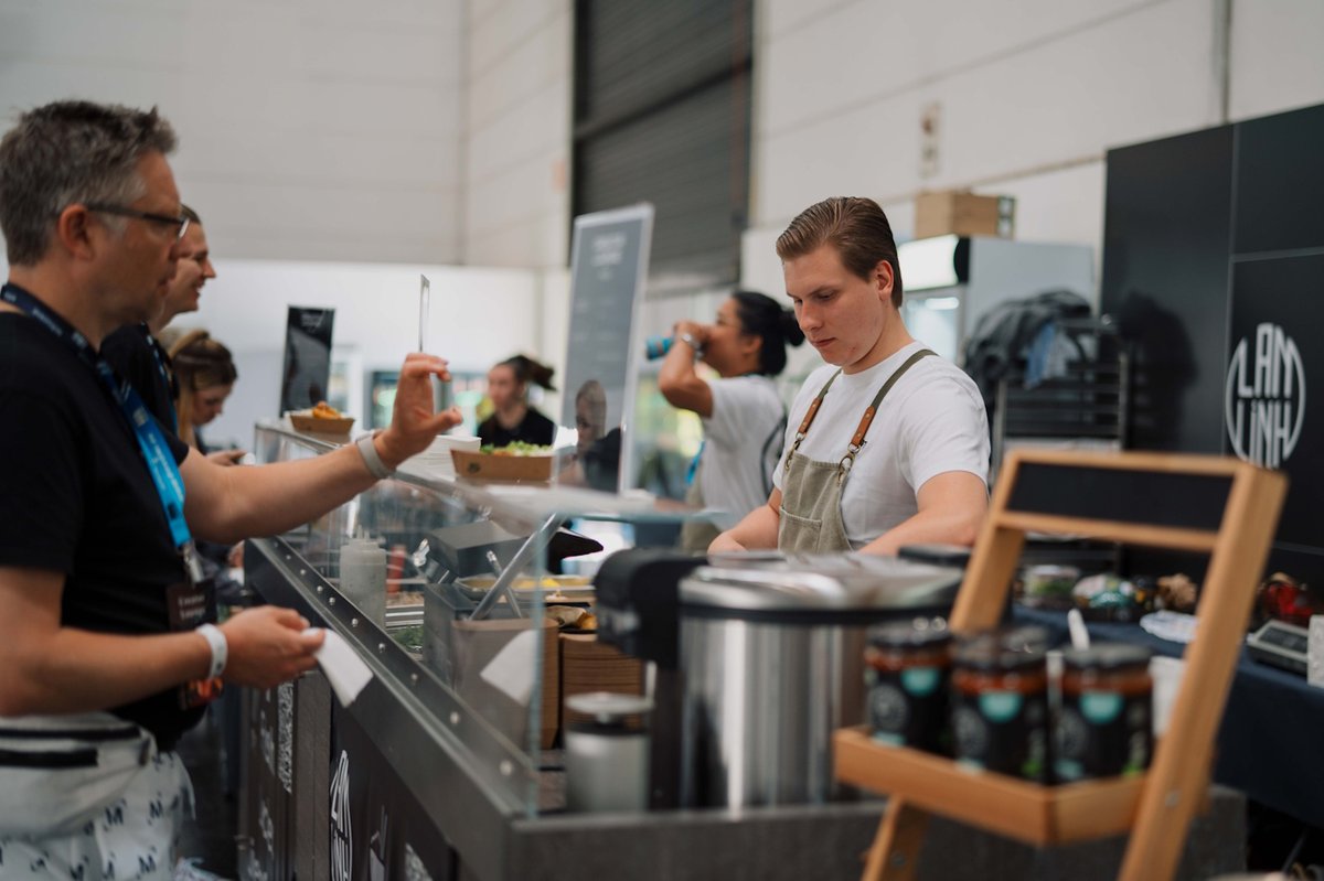 MeikD's tweet image. Was für eine geile @DoKomi 😍
Danke an alle die dabei waren und es zu so einem tollen WE gemacht haben!
Hier nur ein paar Bilder die @KodiakCosplay für uns geschossen hat.
Postet gerne auch eigene Bilder hier drunter, wenn ihr dabei wart.