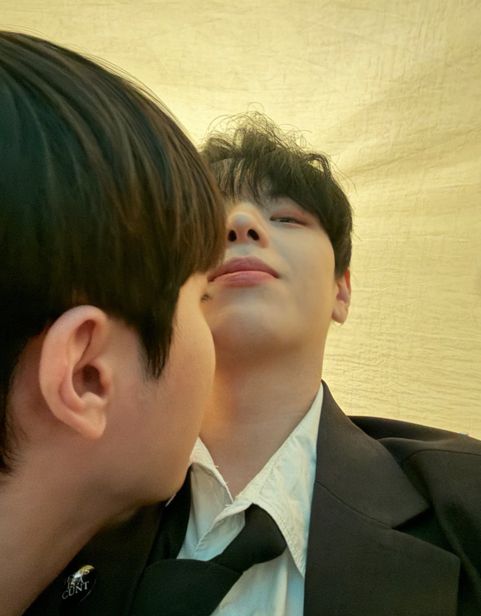 [#대현] 1등 댕댕이😚생일 축하해
아프지말구 남은 년도 꼬옥!행복하자 
사룽한답♥