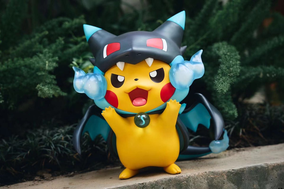 FavorGk's tweet photo. Small &amp; 1/1 Scale Mega Charizard X Cosplay Pikachu by Unlimited Studios is now available for pre-order! 

#Charizard #Pikachu #PikachuFan #Pikachufigure #CharizardPokemon #PikachuPokemon #Pokemon #Pokemonfan #Pokemonfigure #Pokemonstatue

https://t.co/dHtf9bnsOB https://t.co/jOjafsbDBm