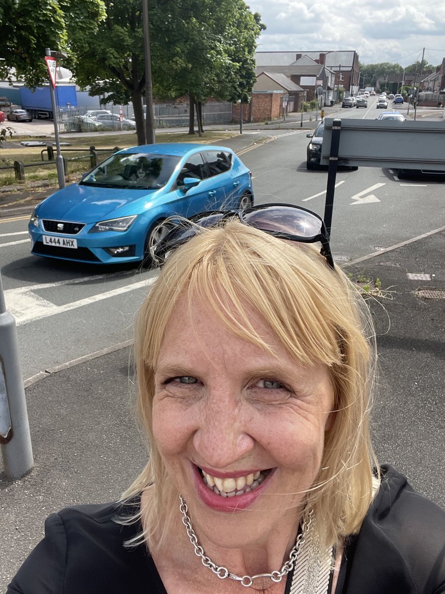 Out and about in Great Bridge today - only two days to go til we can vote for change!