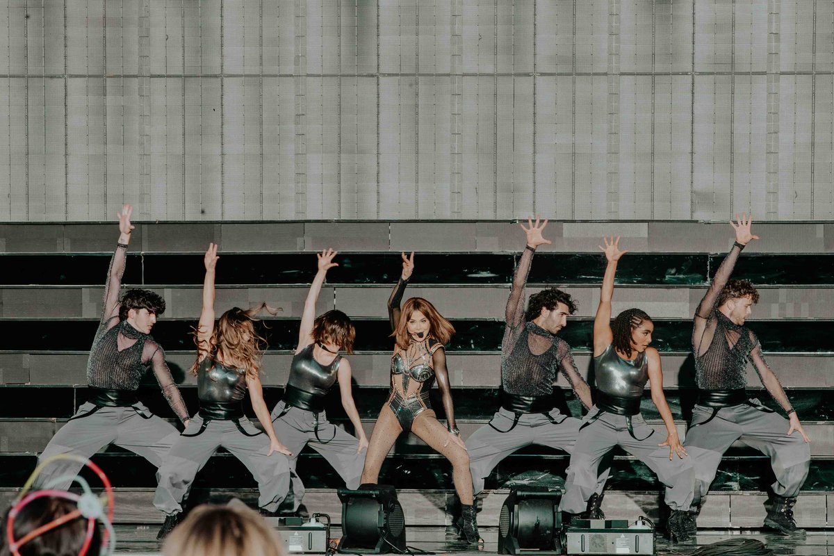 Paula Abdul tweet media