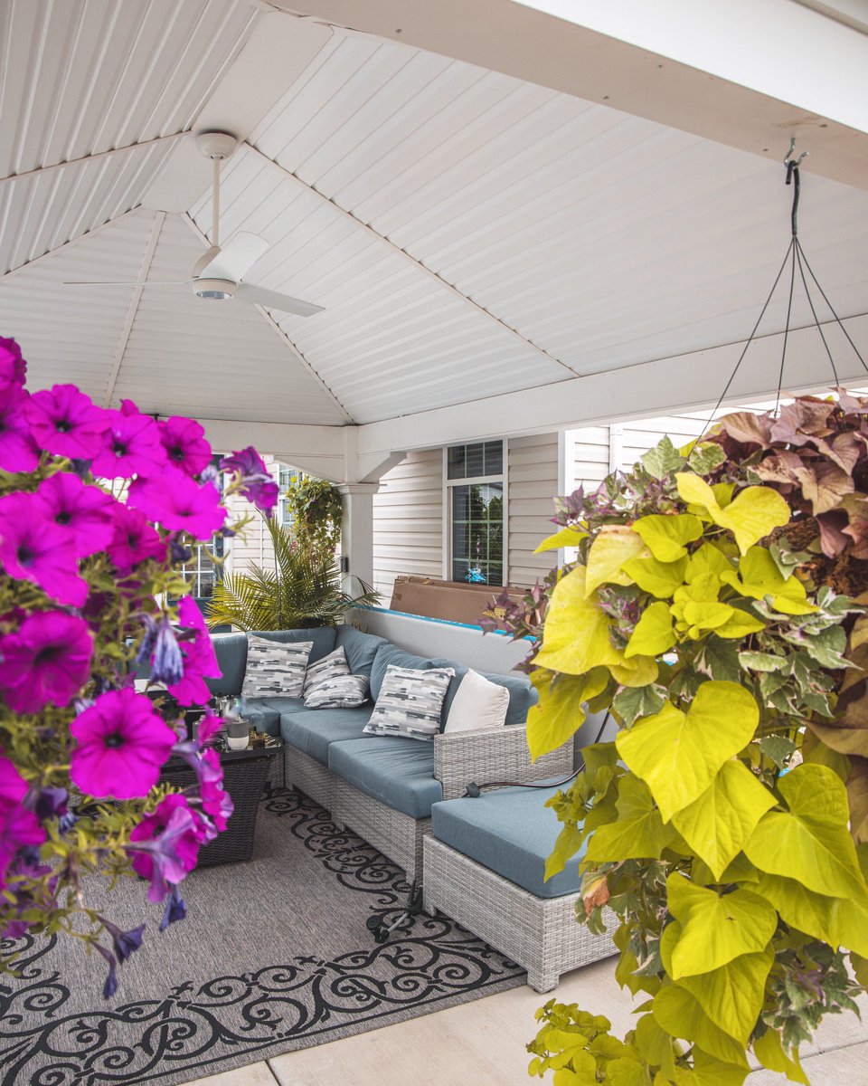 Fifthroom.com tweet media