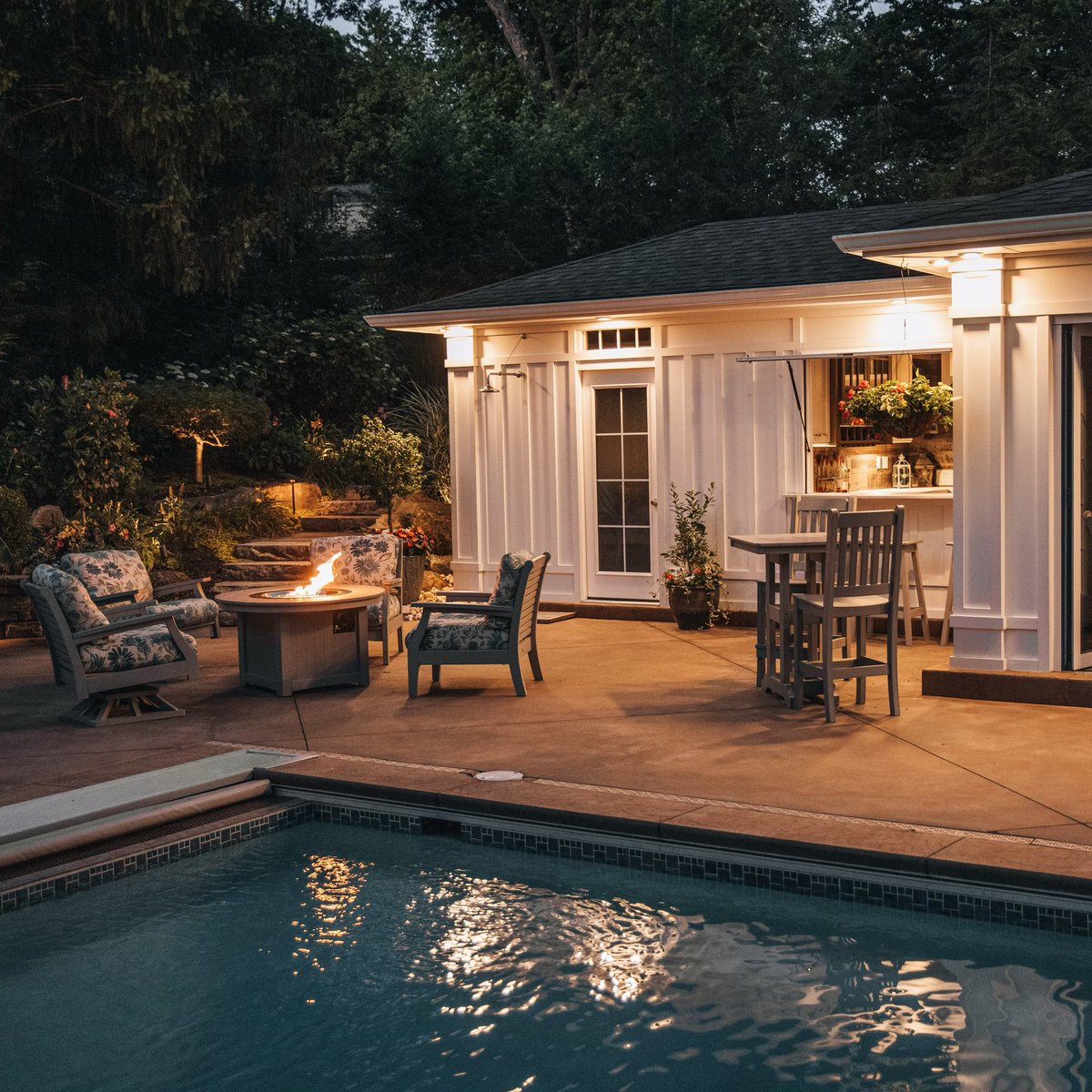 Fifthroom.com tweet media