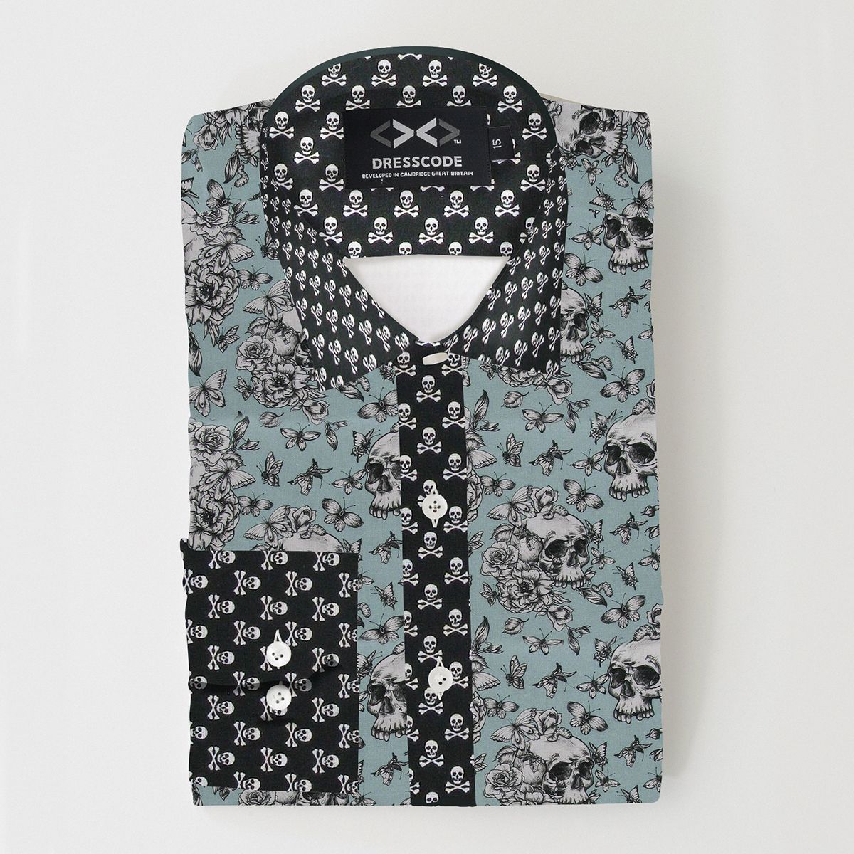 dresscodeshirts's tweet image. Resharing this shirt, previously produced for our customer, he wanted to upcycle existing material. Our 'ReCode' service - is currently it's all about shirts, but we have more items coming.

#ReCodeShirt #DesignerShirts  #GeekLux #Geekluxe #DressCode #UpcycleShirts