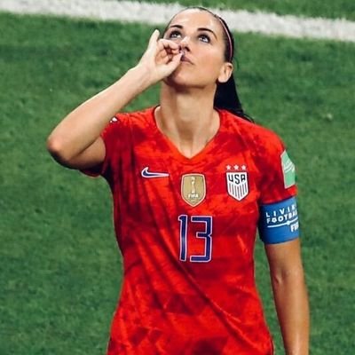 YuliOramas23's tweet photo. Feliz cumpleaños Alex Morgan, siempre mi capitán.
@alexmorgan13
#AlexMorgan
#AM13
#CapitanMorgan https://t.co/CgvdNWIL6m