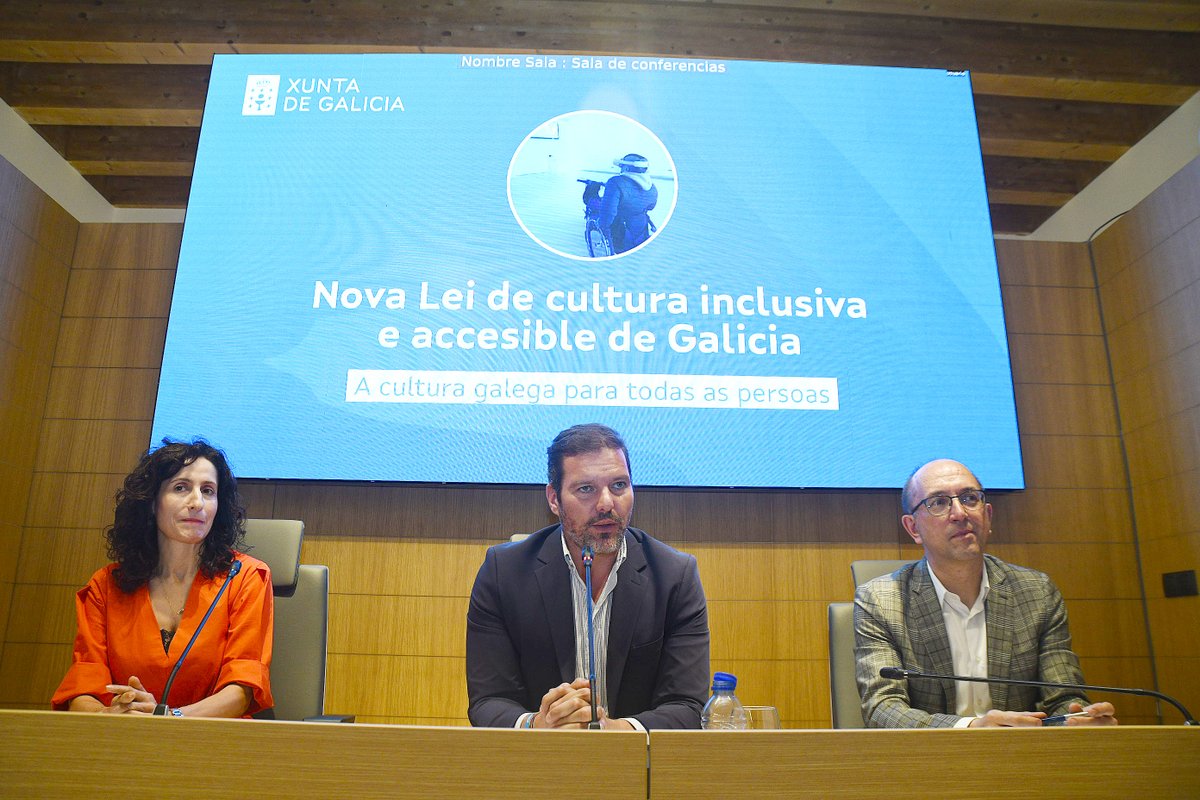 lopezcamposgal's tweet photo. Galicia vai ser pioneira coa futura Lei de cultura inclusiva e accesible que reactivamos no Consello e que agardamos ter en vigor a finais de ano

Con este fin, estivemos con representantes de distintos colectivos cos que traballaremos para eliminar todo tipo de barreiras https://t.co/8eQqUKHdX0