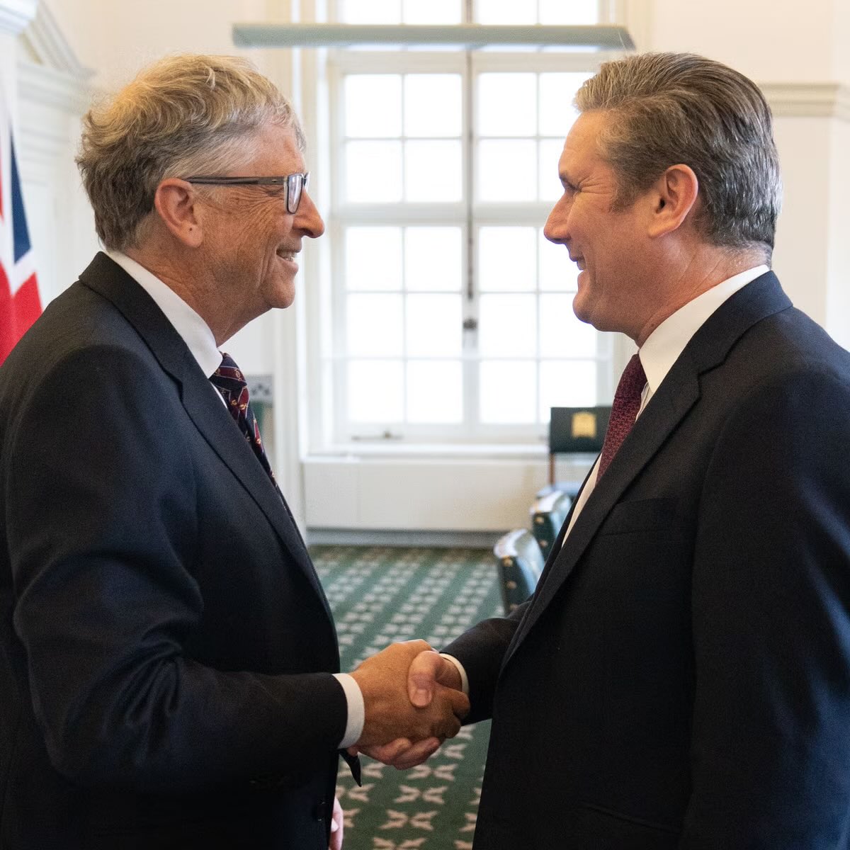 david_r_morgan's tweet image. Never forget… Labour voted WITH the Government on just about every draconian piece of legislation during Covid.

They had one job. And that was to be the opposition. Both parties were complicit in one of the greatest scams ever unleashed on society.

Both are enemies of freedom.