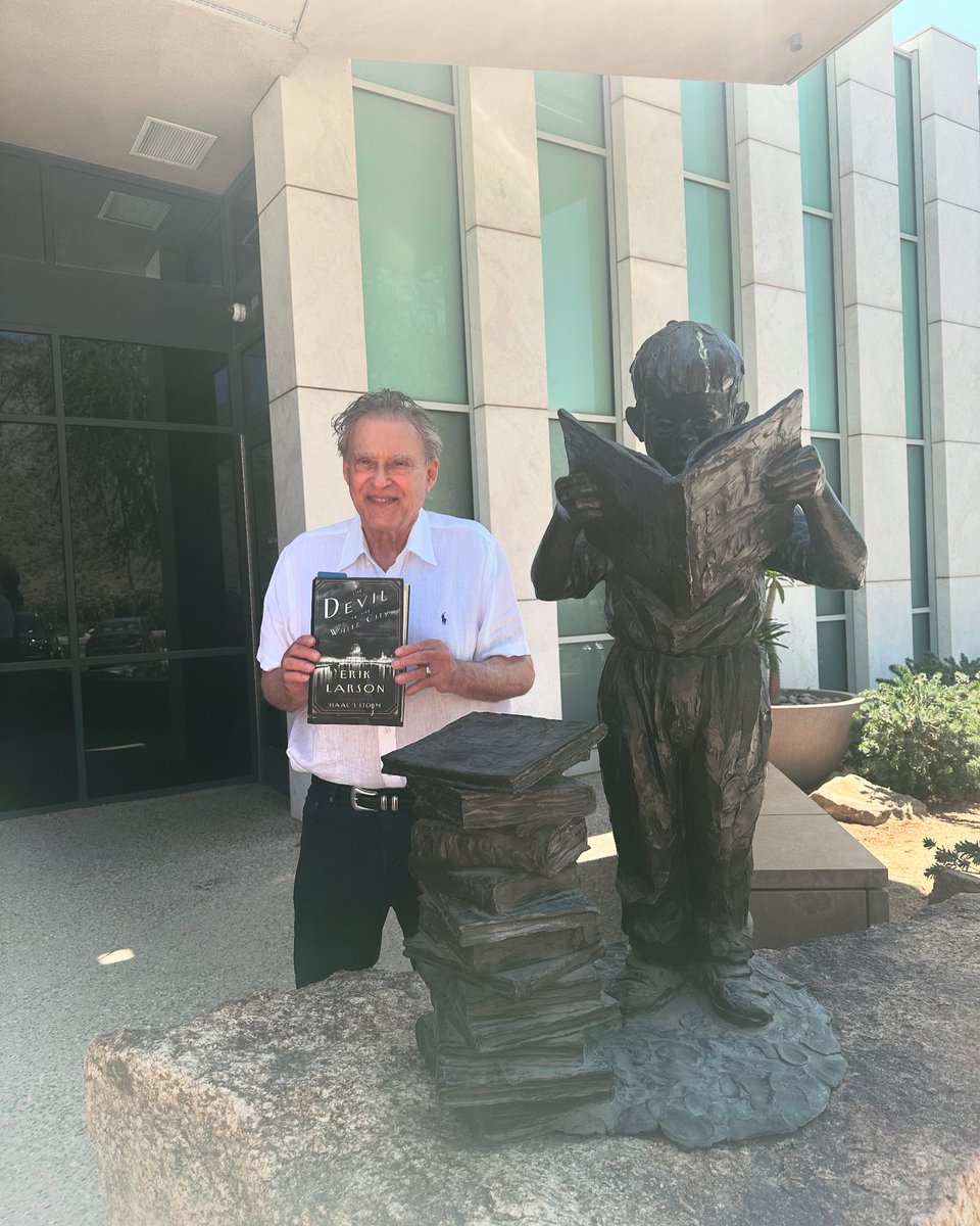 Rancho Mirage Library for Book Club.  This is truly one of our city’s greatest assets.  And I say that as a resident AND an author! 

#ranchomirage #ranchomiragelibrary #bookclub #wayneforranchomirage #communitymatters