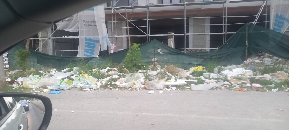 Во чива надлежност е да ги контролира градилиштата во однос на еколошкиот сегмент? Извор се на барем 20% од сметот по улиците.