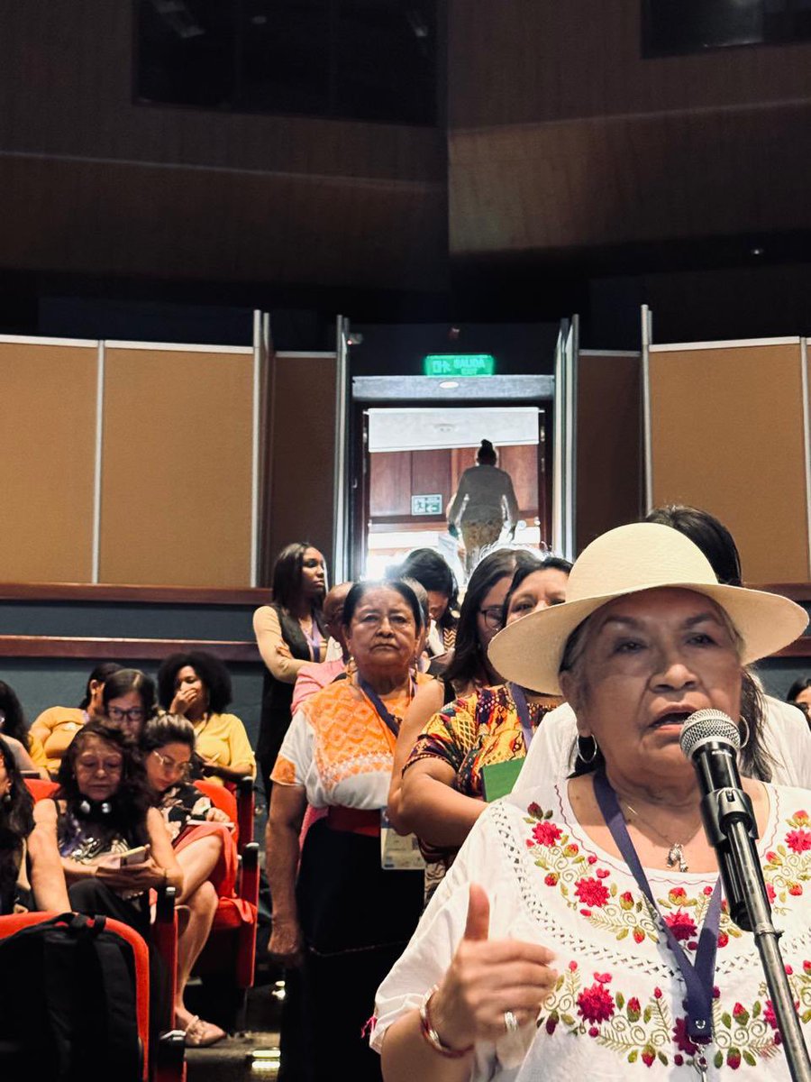 ConsensoM10's tweet image. Nuestro Foro de Sociedad Civil en la V Conferencia Regional de Población y Desarrollo está en pleno. 300 personas comprometidas con el Consenso de Montevideo discutiendo y aportando pra fortalecer la agenda de derechos. 
#CMparaTodasLasPersonas #CRPD2024