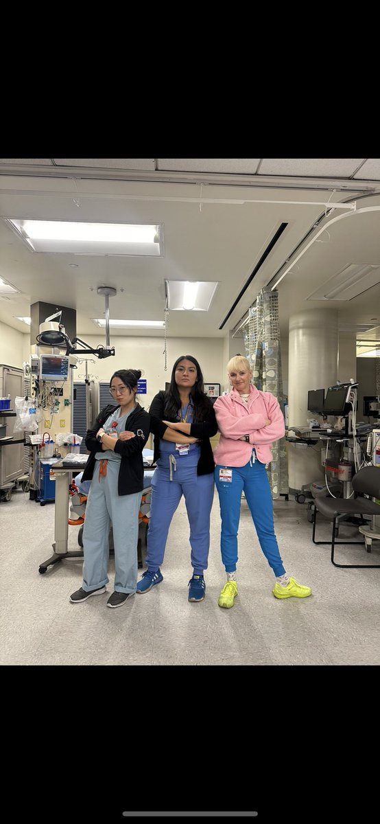 munozjes562's tweet photo. Ended emergency medicine residency training with a power female team.
#emdoctors https://t.co/iiAtODvMoY