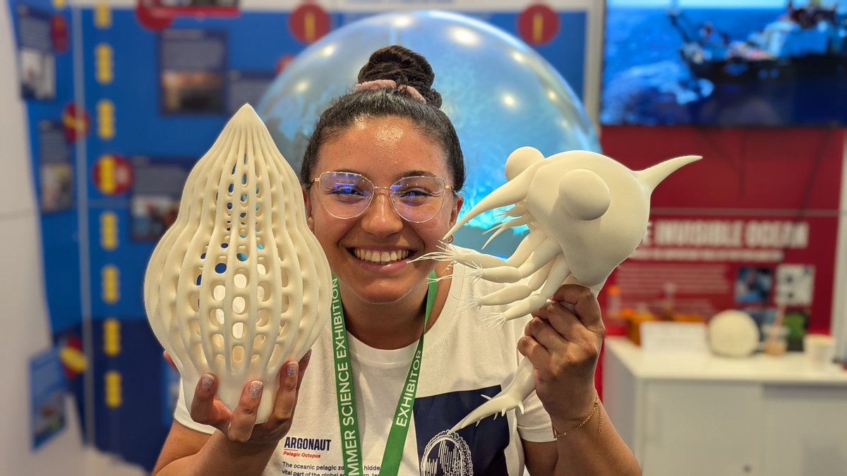 RyanDri35926314's tweet image. Check out the giant plankton at our @royalsociety exhibit Deep Heat #royalsocietyatlantis #summerscience @NOCnews @thembauk @PlymouthMarine