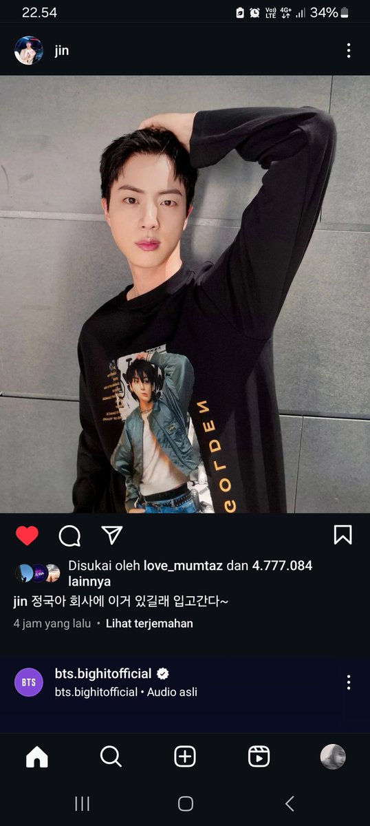 SakinataAfifa's tweet photo. Iihh...suka, ganteng banget kalau rambut pendek gini 😍 
#진
#방탄소년단 #BTS https://t.co/GD3US0jPKN