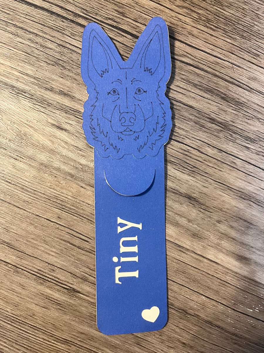 nataliagowrites's tweet photo. Reading is even more pawsome with a customized one-of-a-kind pet bookmarks! 🐕🐈📘

For other works, visit https://t.co/N8obR2rJgW or click the link on my bio! 💖

#artsandcrafts #crafting #artist #pinoy #pinoyartist  #filipinoartists #madebynatalia #madebyhand https://t.co/AwwAIjgfQ0