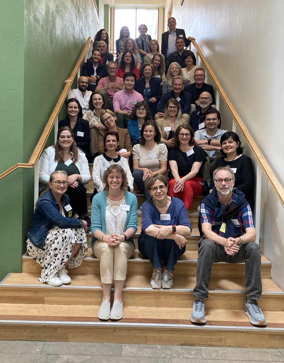 Elaine Farndale tweet media