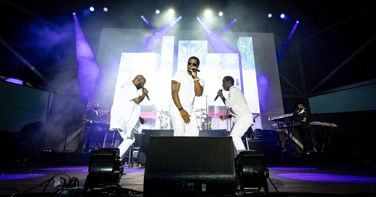 BoyzIIMen's tweet image. Friday, 6.28 at @TheMarineMuseum⚓️⚓️ We love you, #Maryland!! We’ll be back in September for @OceansCallingMD !! Go to oceanscalling.frontgatetickets.com and get your tickets!

#BoyzIIMen #BIIM #RNB #BoyzIIMenLive #BoyzIIMenConcert #BoyzIIMenTour

📸: @ j_nutterphotography (on IG)