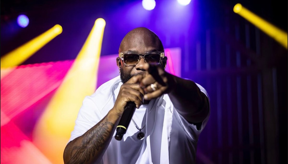 BoyzIIMen's tweet image. Friday, 6.28 at @TheMarineMuseum⚓️⚓️ We love you, #Maryland!! We’ll be back in September for @OceansCallingMD !! Go to oceanscalling.frontgatetickets.com and get your tickets!

#BoyzIIMen #BIIM #RNB #BoyzIIMenLive #BoyzIIMenConcert #BoyzIIMenTour

📸: @ j_nutterphotography (on IG)