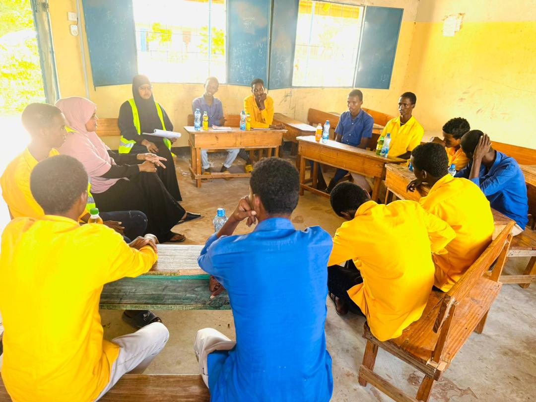 sedhuro's tweet image. Empowering boys with life skills is crucial in preventing child early forced marriage (CEFM). Let&apos;s create a positive community free from harmful social norms together. Thanks for the support, @NorChurchAid! #EndCEFM #EmpowerYouth&quot;
Baletxaawo Somalia