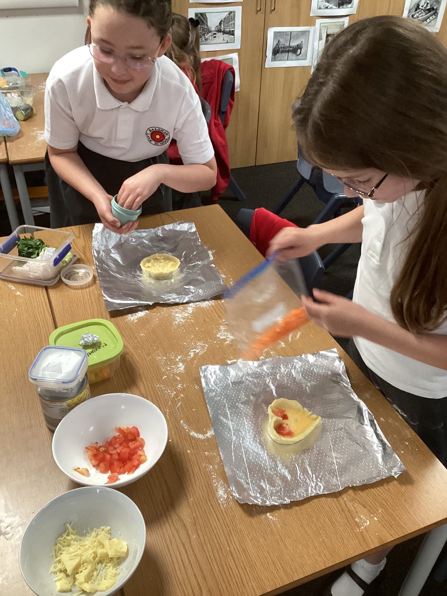 Mrs Chambers tweet media