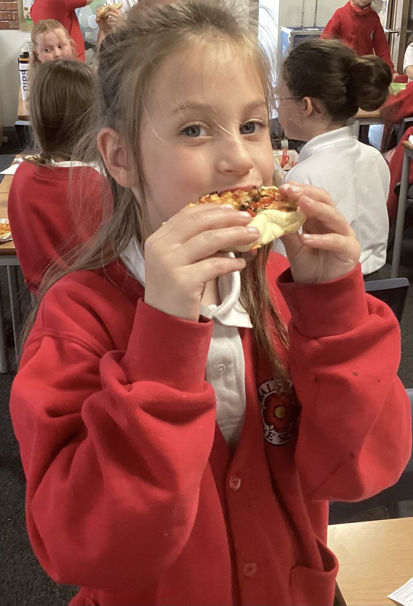 Mrs Chambers tweet media